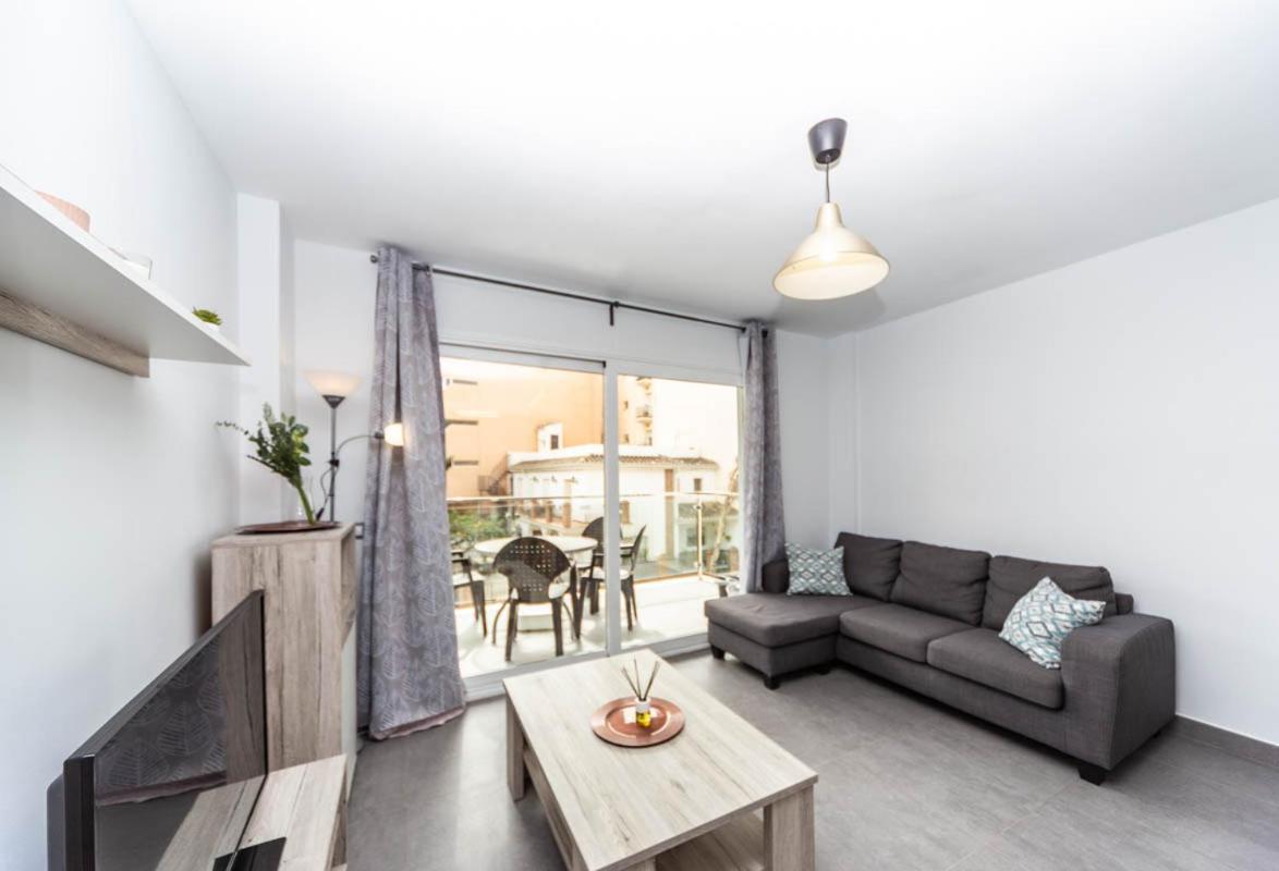 דירות פואנגירולה Moderno Y Luminoso Apartamento מראה חיצוני תמונה